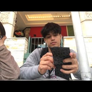 Meet your Posher, Mark